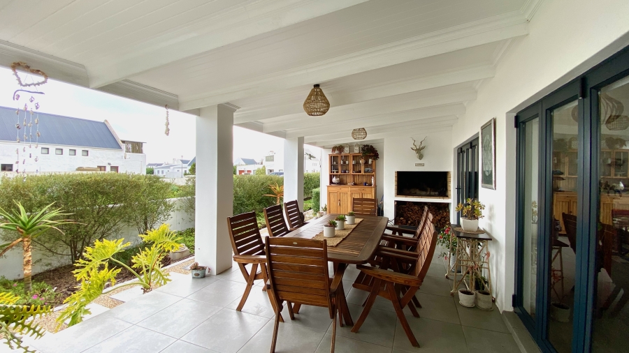 4 Bedroom Property for Sale in Dwarskersbos Western Cape